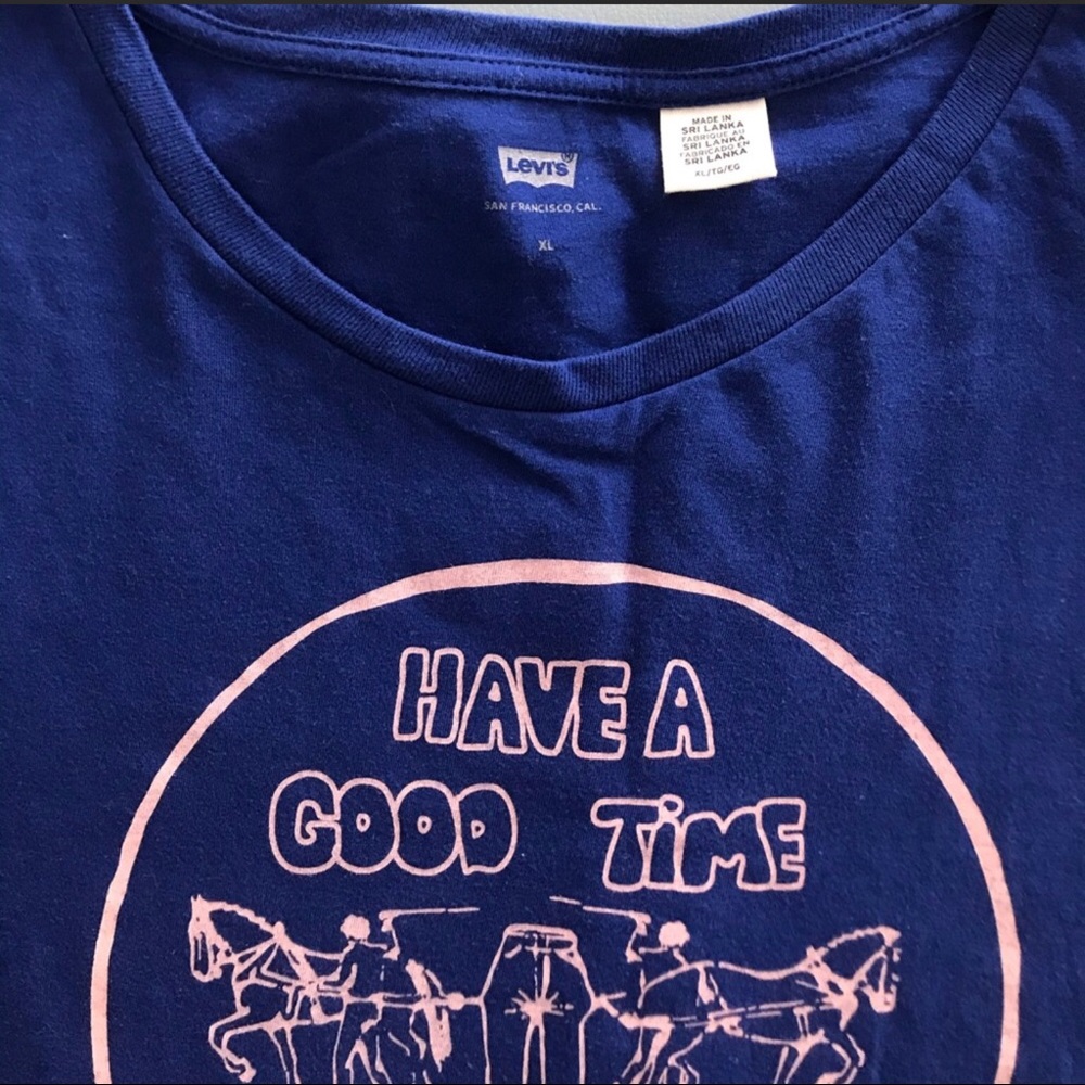 Levi’s Indigo Tee with Logo